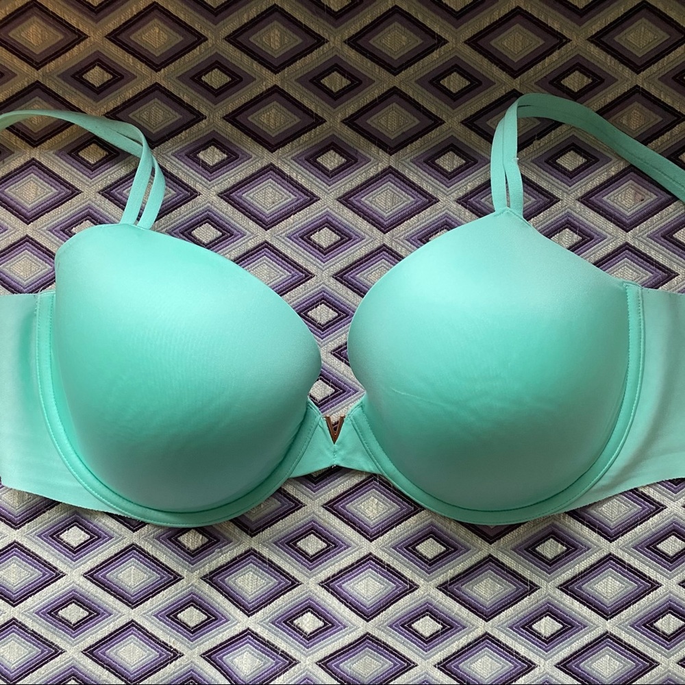 Victoria’s Secret bra